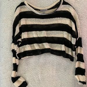 long sleeve cropped sweater